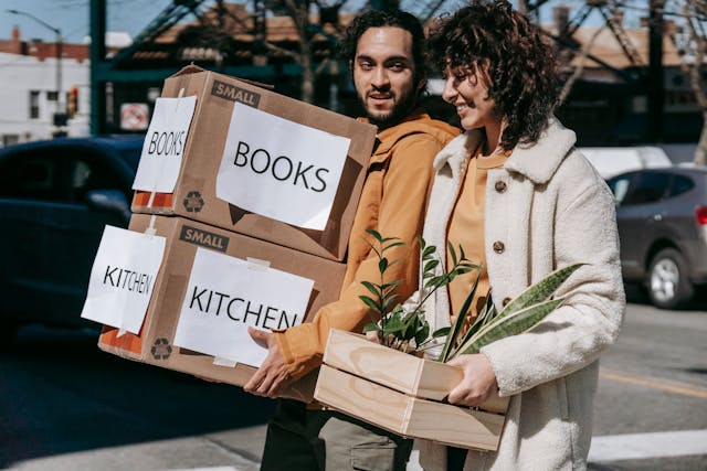  Moving with Plants: 6 Tips to Keep Your Greenery Healthy and Happy During Relocation